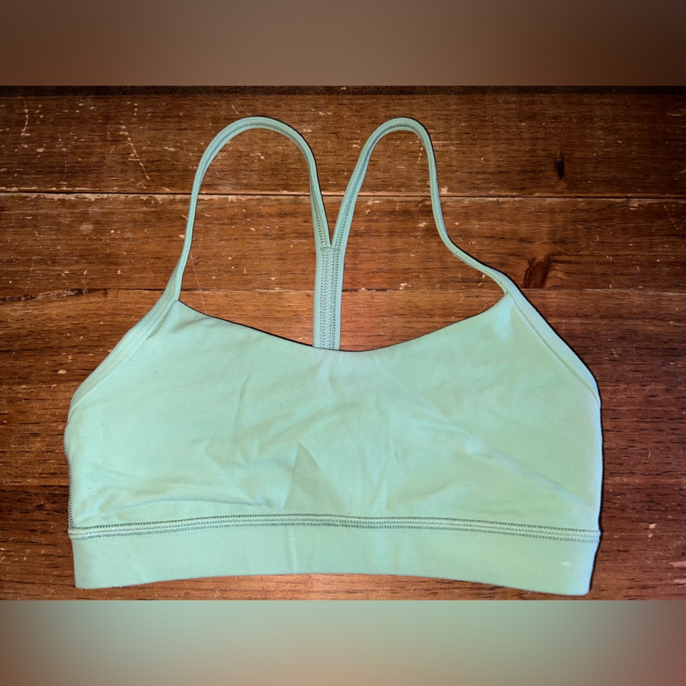 Lululemon flow Y bra, light support